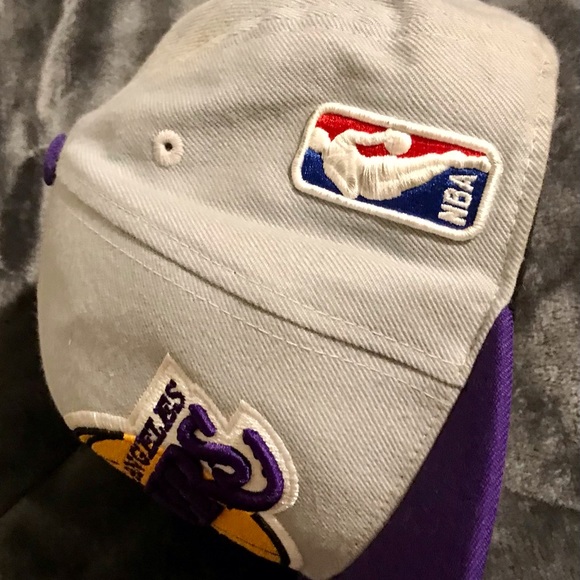 Mitchell and Ness LA Lakers 7 3/8 Fitted WOOL Hat ⭐️💜 - Picture 3 of 10